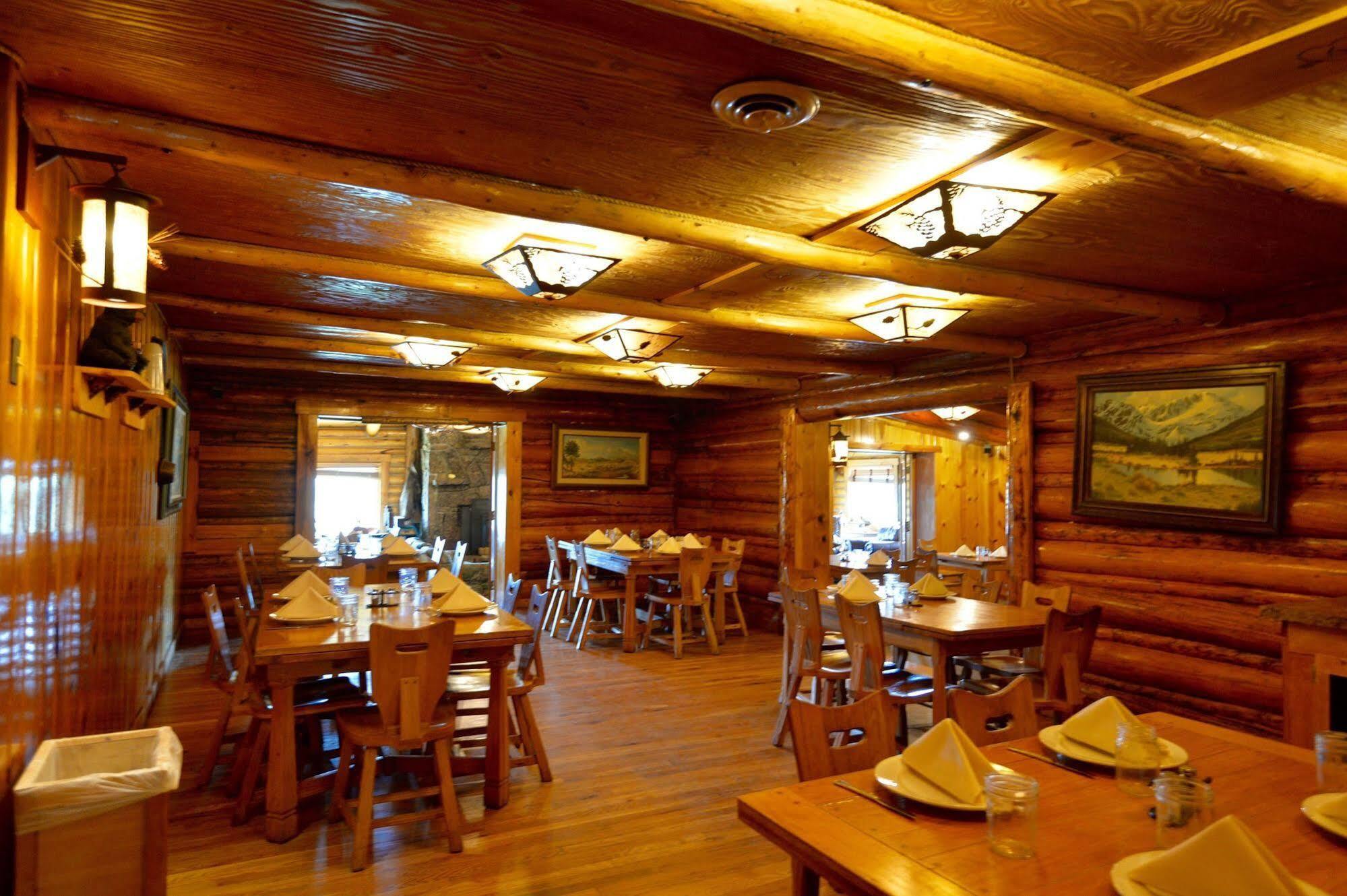 Heart Six Ranch Vila Moran Exterior foto